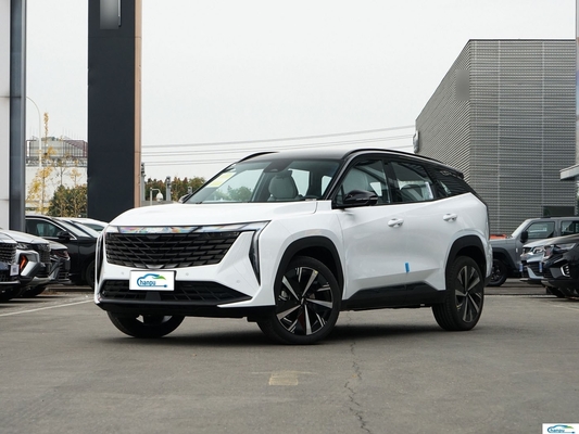 Ανακαλύψτε το υβριδικό Boyue L compact της Geely με σκούρο εσωτερικό χρώμα