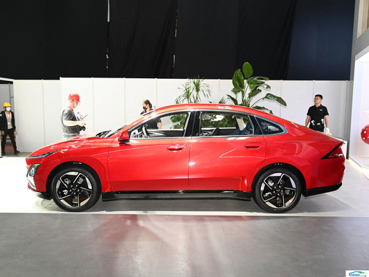 2024 Wuling Starlight 70 χλμ. Στερεόσημο Σεντάν Ηλεκτρικό Επιβατικό Αυτοκίνητο