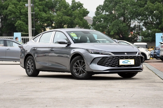 DM-I-2024 80KM Leading Model PHEV Sedan για BYD Μέγιστη ταχύτητα 180Km/h Energy Type PHEV