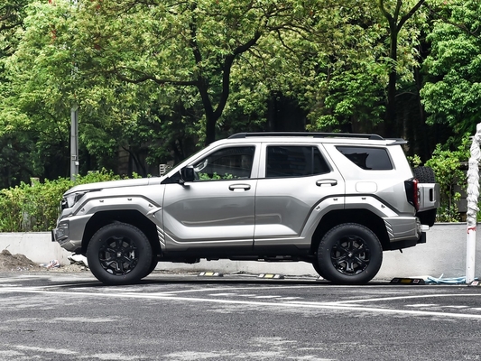 Βιώστε την συγκίνηση του off-road με το GWM Tank 400 Hi4-T Hybrid PHEV Off-Road SUV