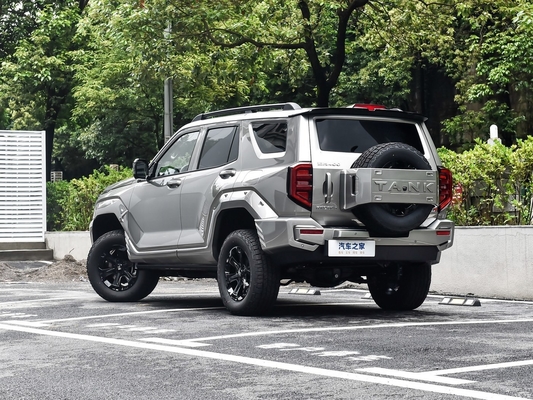 Βιώστε την συγκίνηση του off-road με το GWM Tank 400 Hi4-T Hybrid PHEV Off-Road SUV