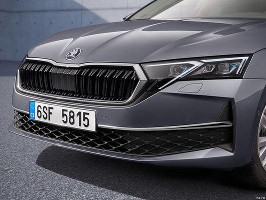 2024 Skoda Octavia Pro TSI280 1.5L Βενζινοκίνητο αυτοκίνητο με ESC και κανονικό ρυθμιστικό ρυθμού