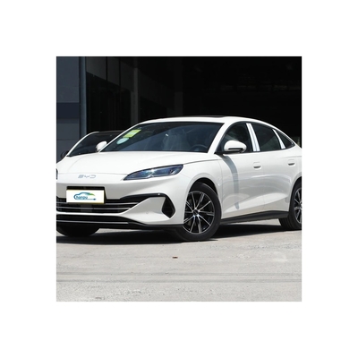 Το 1,5 λίτρων PHEV Sedan της Byd με μέγιστη μάζα πλήρους φόρτωσης 2150Kg για ασύγκριτη πολυτέλεια και άνεση.