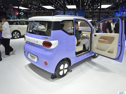 Ενεργειακό Οχήμα 2024 Wuling Hongguang MINI Macaroon 170km Ride-On EV Επιβατηγό