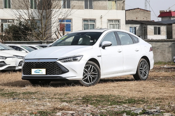 Ευρύχωρο 5θέσιο compact sedan BYD Qin Plus Dm-2024 Dm-I Honor έκδοση 120χλμ. PHEV αυτοκίνητο