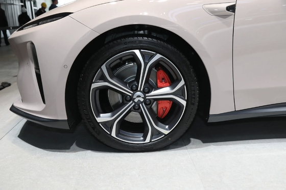 100Kwh Τέσσερις πόρτες Κουνούμενη πόρτα Nio Et5-2024 Ride-On αυτοκίνητο Πέντε θέσεις Ηλεκτρικά οχήματα
