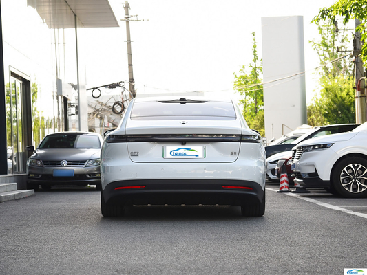 Προσαρμοσμένο Επαγγελματικό Et7-2024 75Kwh Εκτελεστική έκδοση Ηλεκτρικό Ride-On Car για Nio