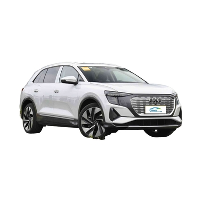 SUV City Ride-On Car Q5 E-Tron-50 E-Tron Quattro Shining Brocade Suit Ηλεκτρικό όχημα