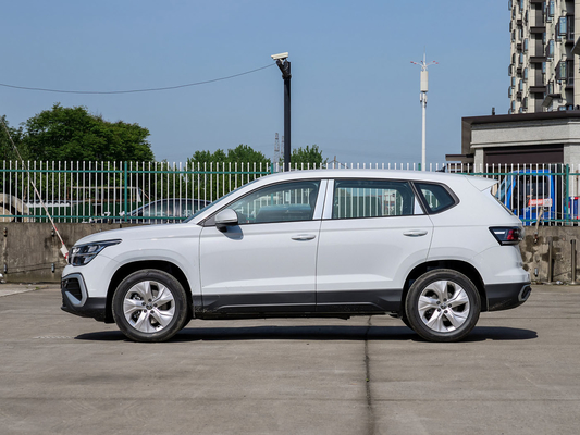 Euro VI Tharu 2024 1.5L/2.0T 300TSI/330TSI Καυσίμων SUV Κατασκευασμένο για τη Volkswagen