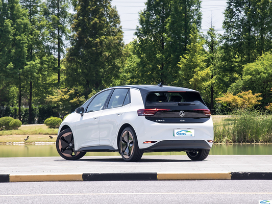Βιώστε το μέλλον της οδήγησης με το 2024 Volkswagen ID.4 Crozz Electric Compact SUV