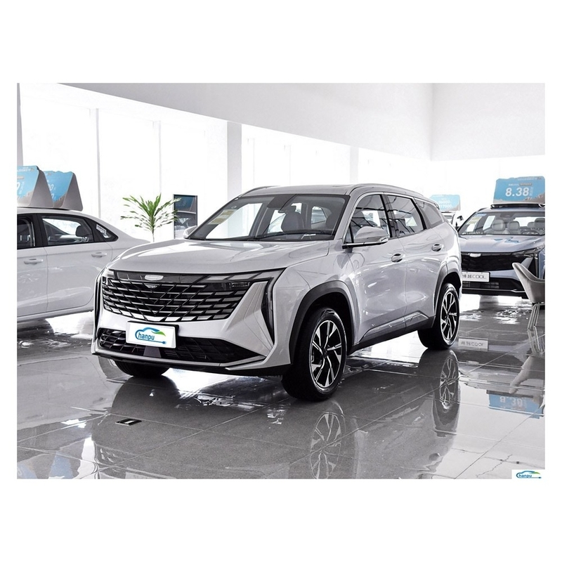 Ανακαλύψτε το υβριδικό Boyue L compact της Geely με σκούρο εσωτερικό χρώμα