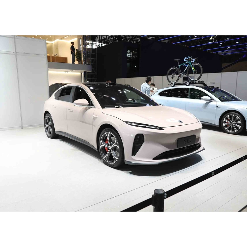 100Kwh Τέσσερις πόρτες Κουνούμενη πόρτα Nio Et5-2024 Ride-On αυτοκίνητο Πέντε θέσεις Ηλεκτρικά οχήματα